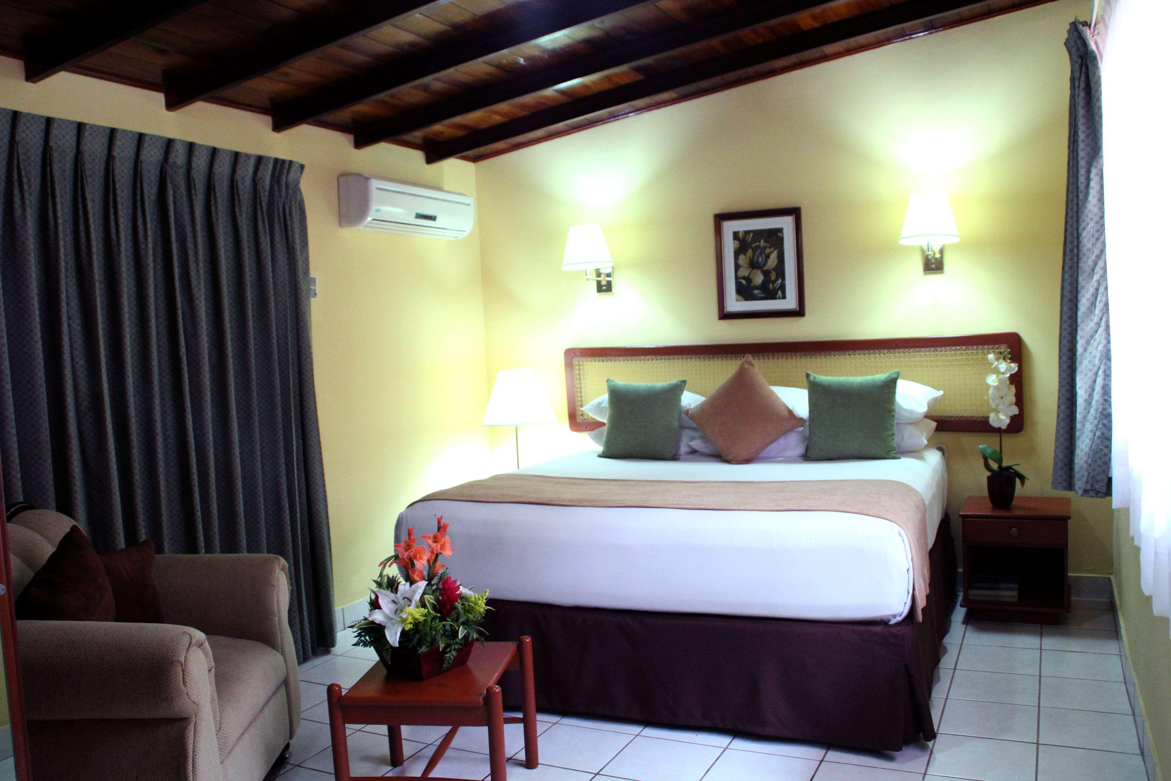 Best Western Las Mercedes Airport Managua Bagian luar foto