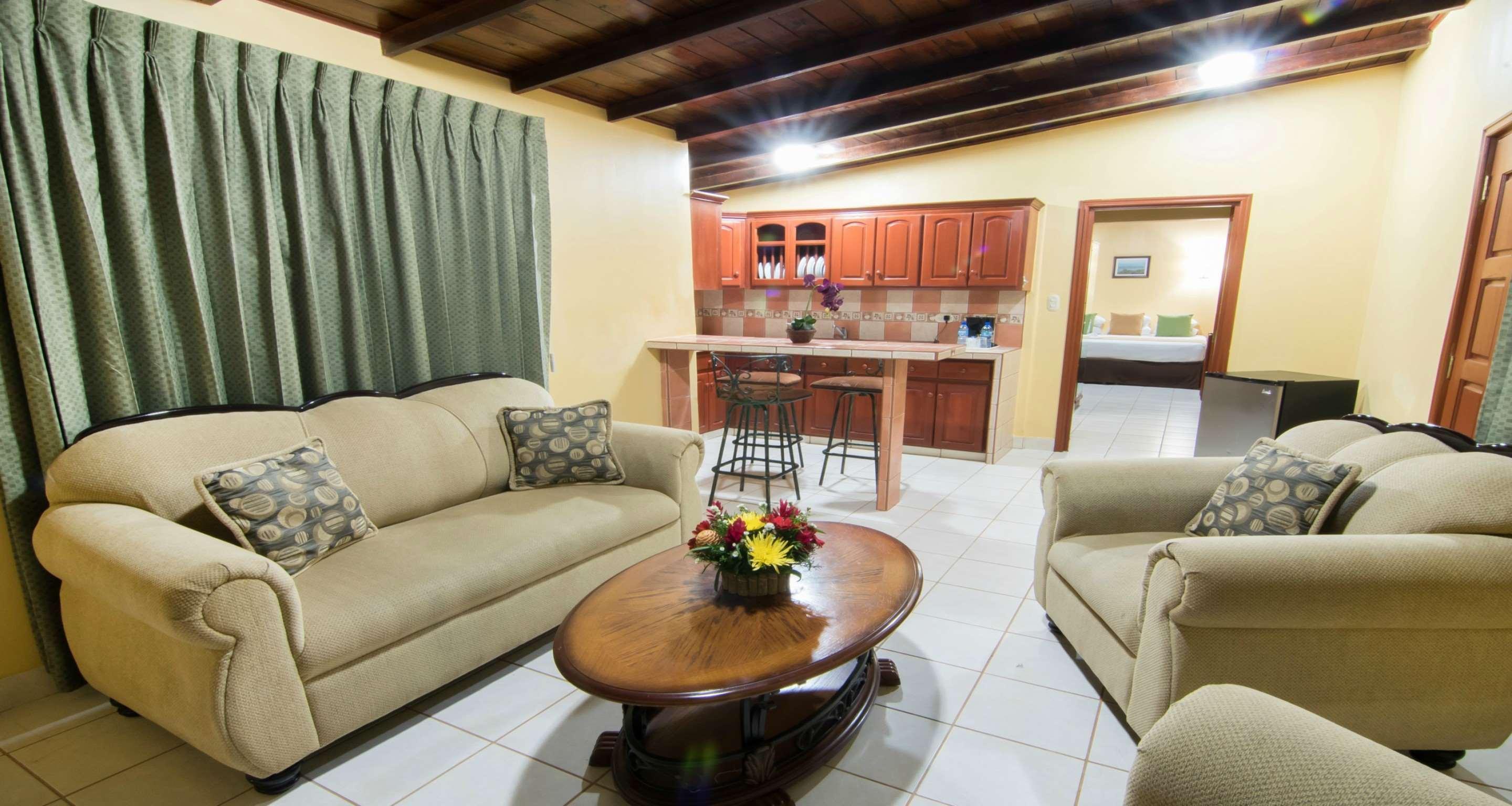 Best Western Las Mercedes Airport Managua Bagian luar foto