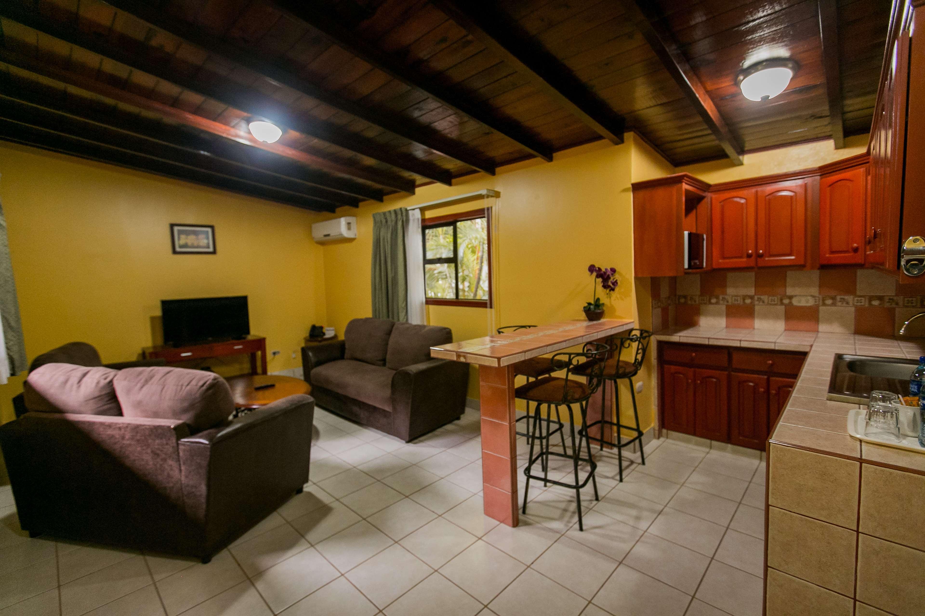 Best Western Las Mercedes Airport Managua Bagian luar foto
