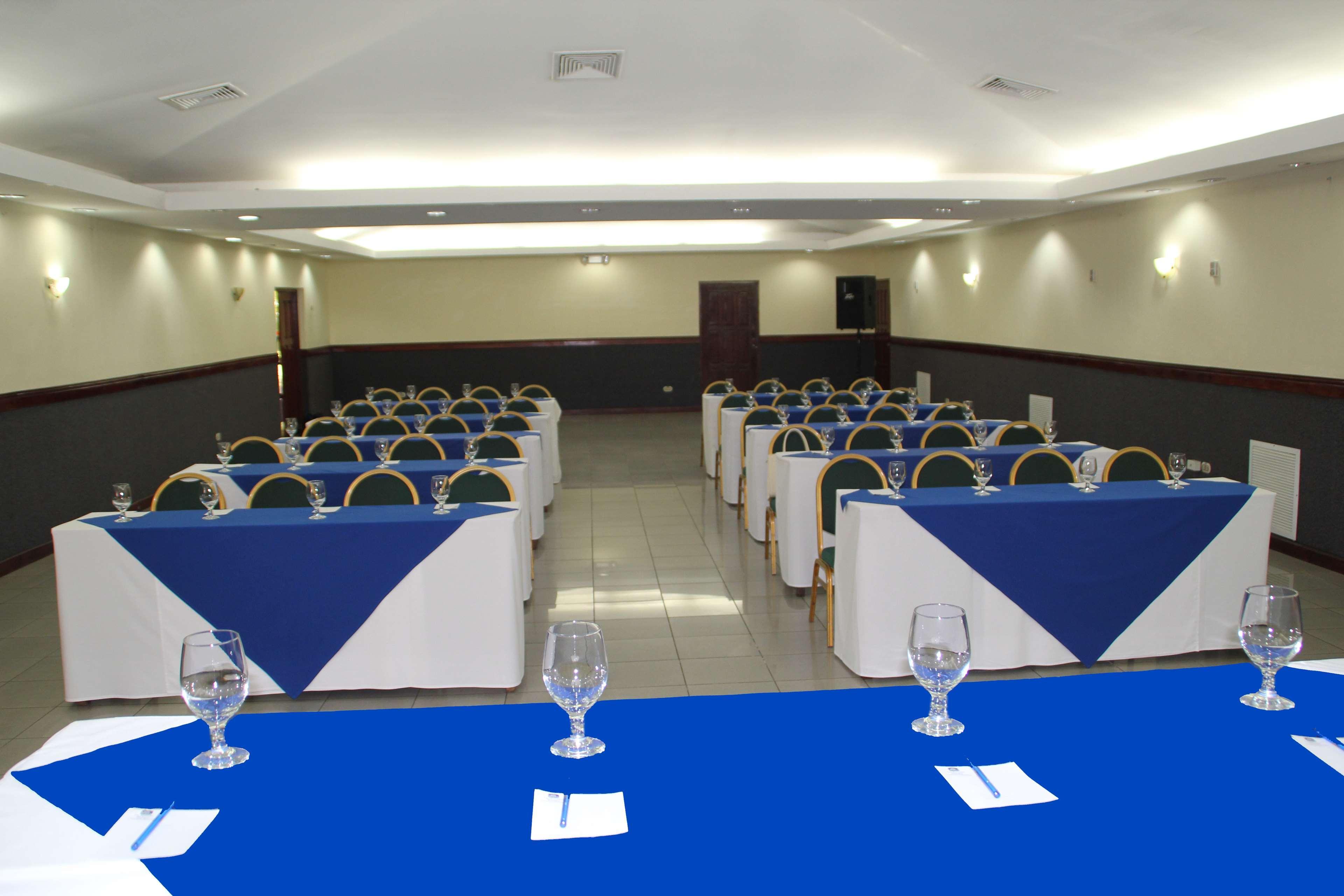 Best Western Las Mercedes Airport Managua Bagian luar foto