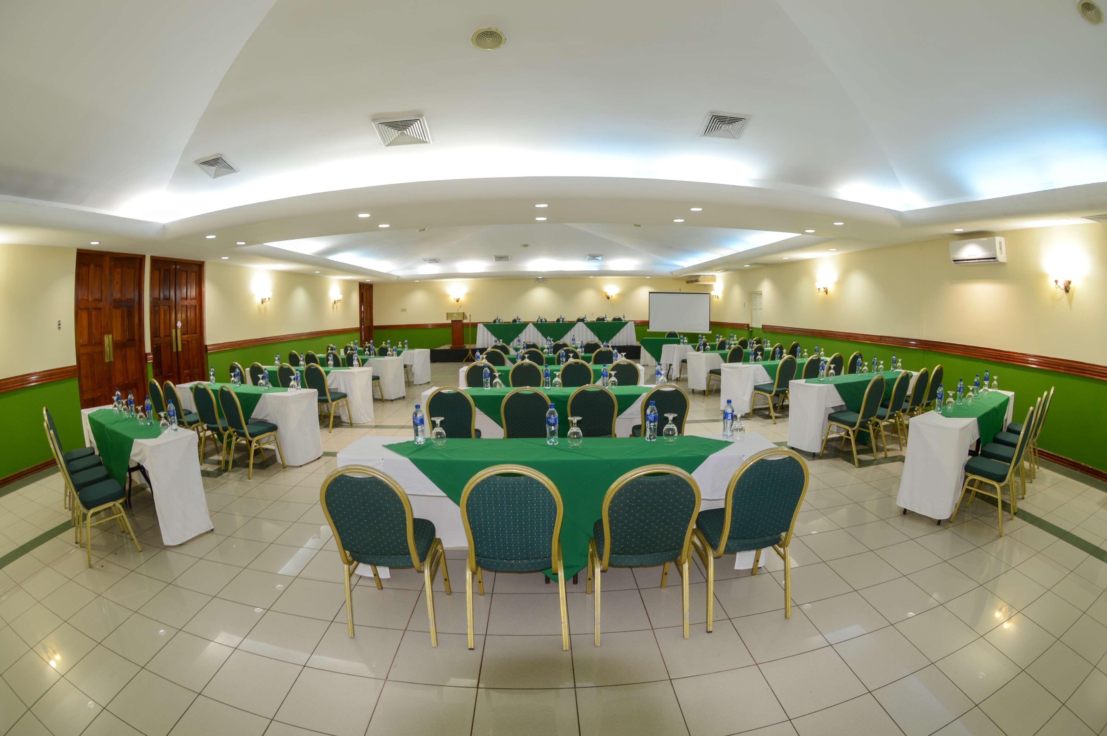 Best Western Las Mercedes Airport Managua Bagian luar foto