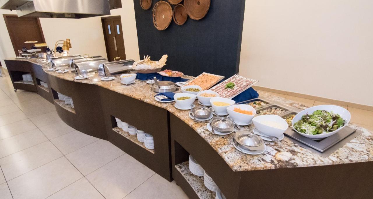 Best Western Las Mercedes Airport Managua Bagian luar foto